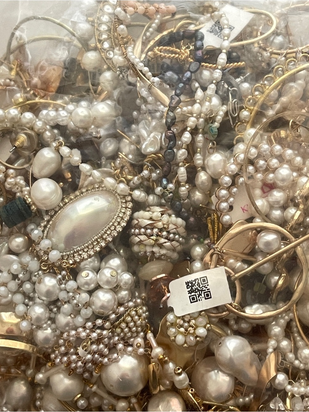 New Lot of Pearl Single Earrings - Picture 5 of 8